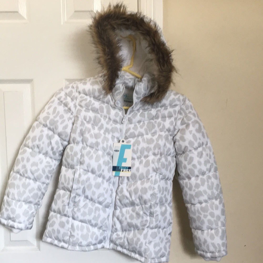 Cozy jacket size Girls L (10-12) with tags